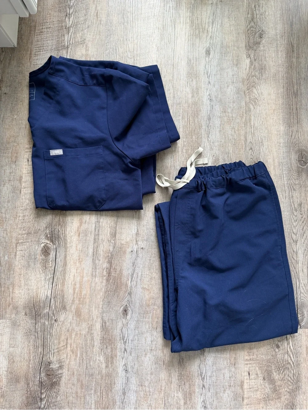 Figs Men's Navy and Light Blue Sweatpants & Joggers Set